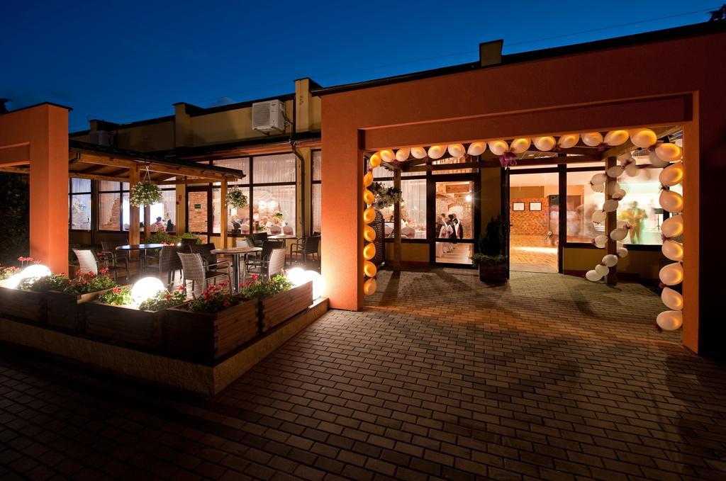 Hotel Osrodek Wypoczynkowy Star Leba Exterior foto