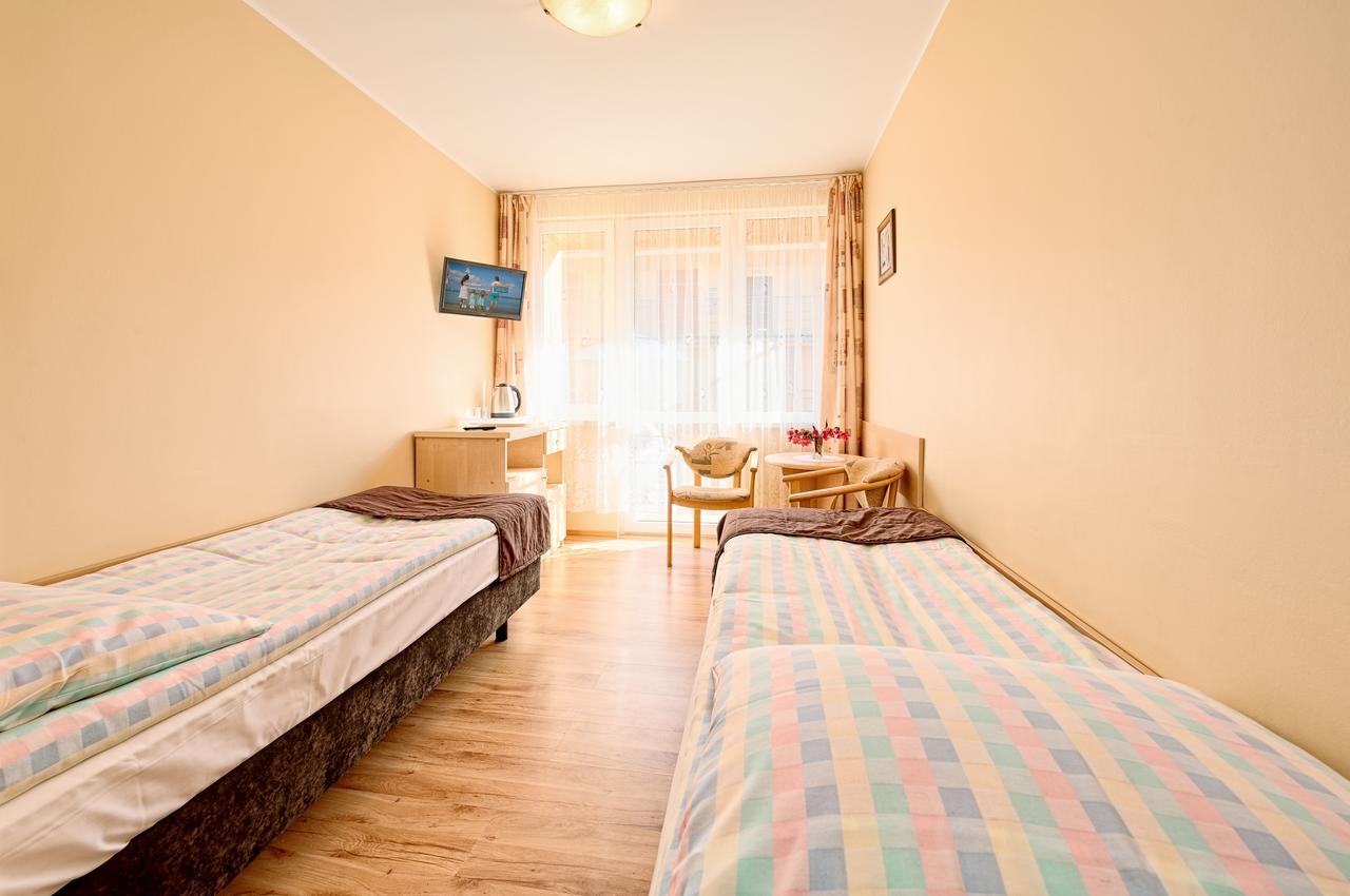 Hotel Osrodek Wypoczynkowy Star Leba Exterior foto